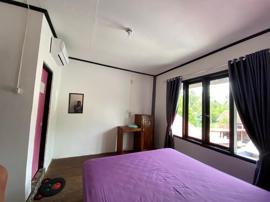 Krui Saejadi Surf And Stay Habitación foto